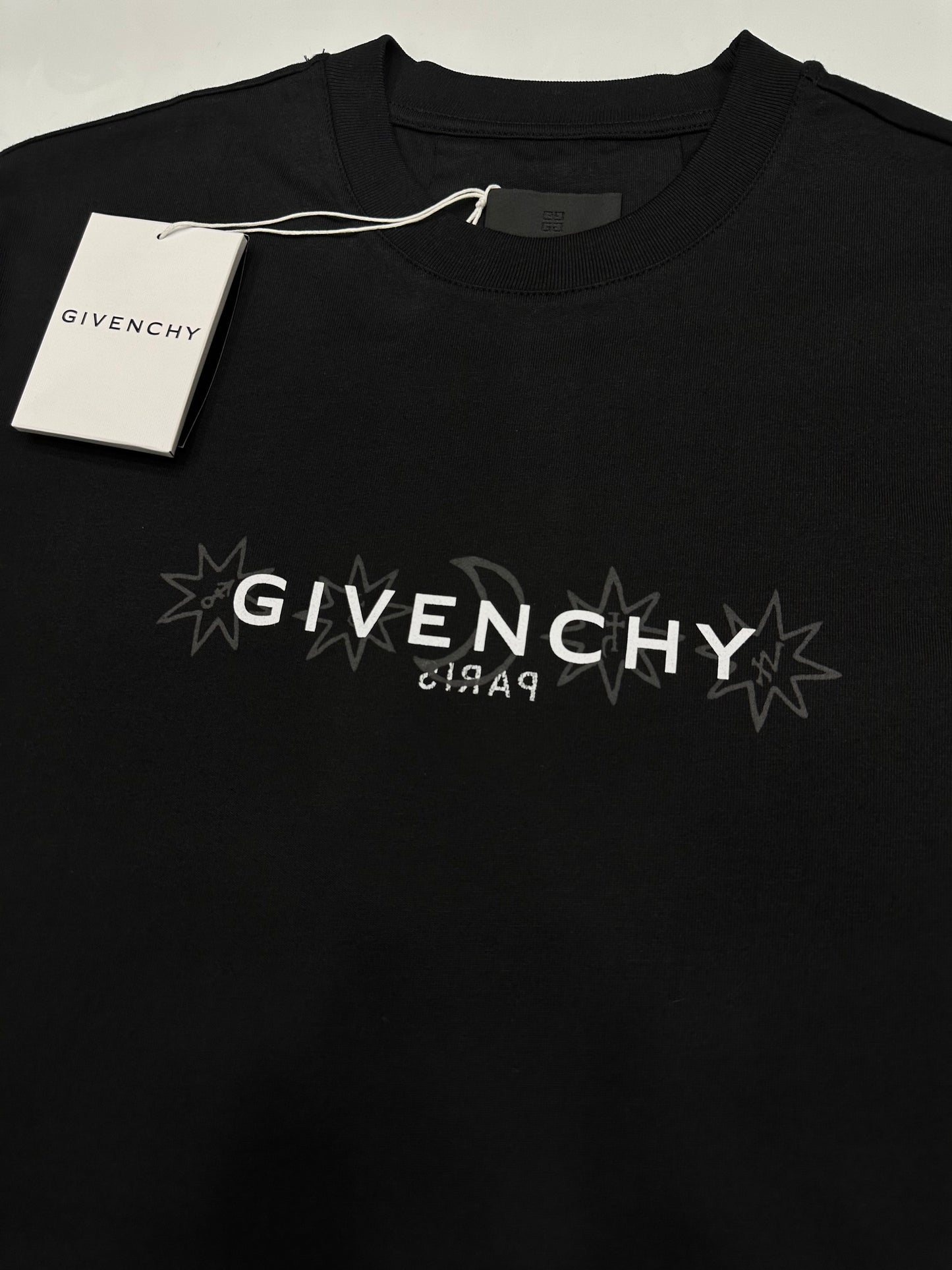 T-shirt Givenchy 1055 (ss25)