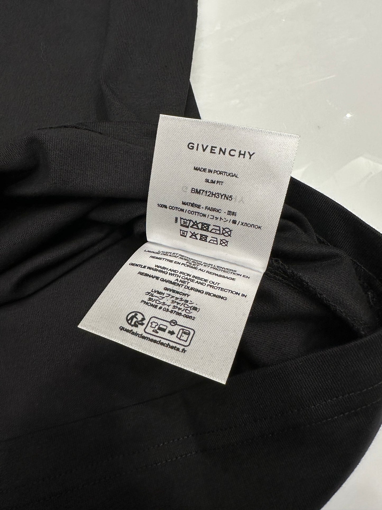 T-shirt Givenchy 1056 (ss25)