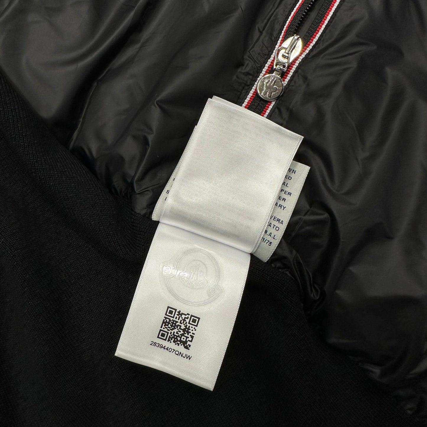 Αμάνικο Γιλέκο Moncler 3006 (ss25)