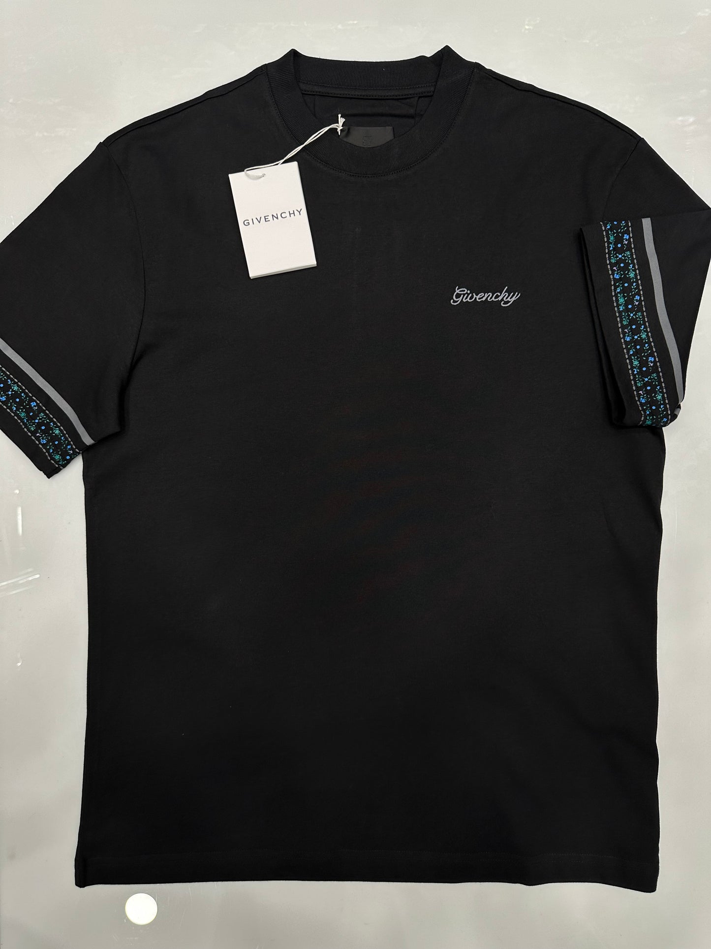 T-shirt Givenchy 1056 (ss25)