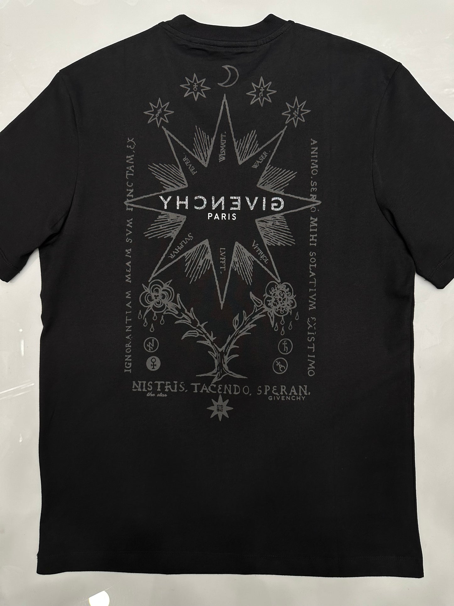 T-shirt Givenchy 1055 (ss25)