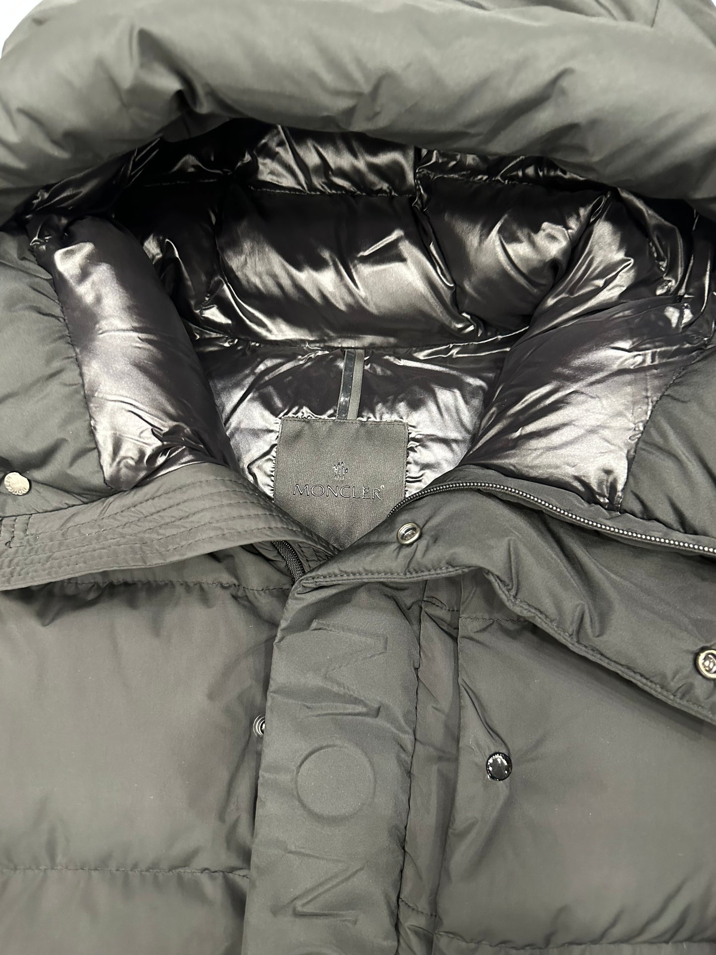 Μπουφάν Moncler 4013