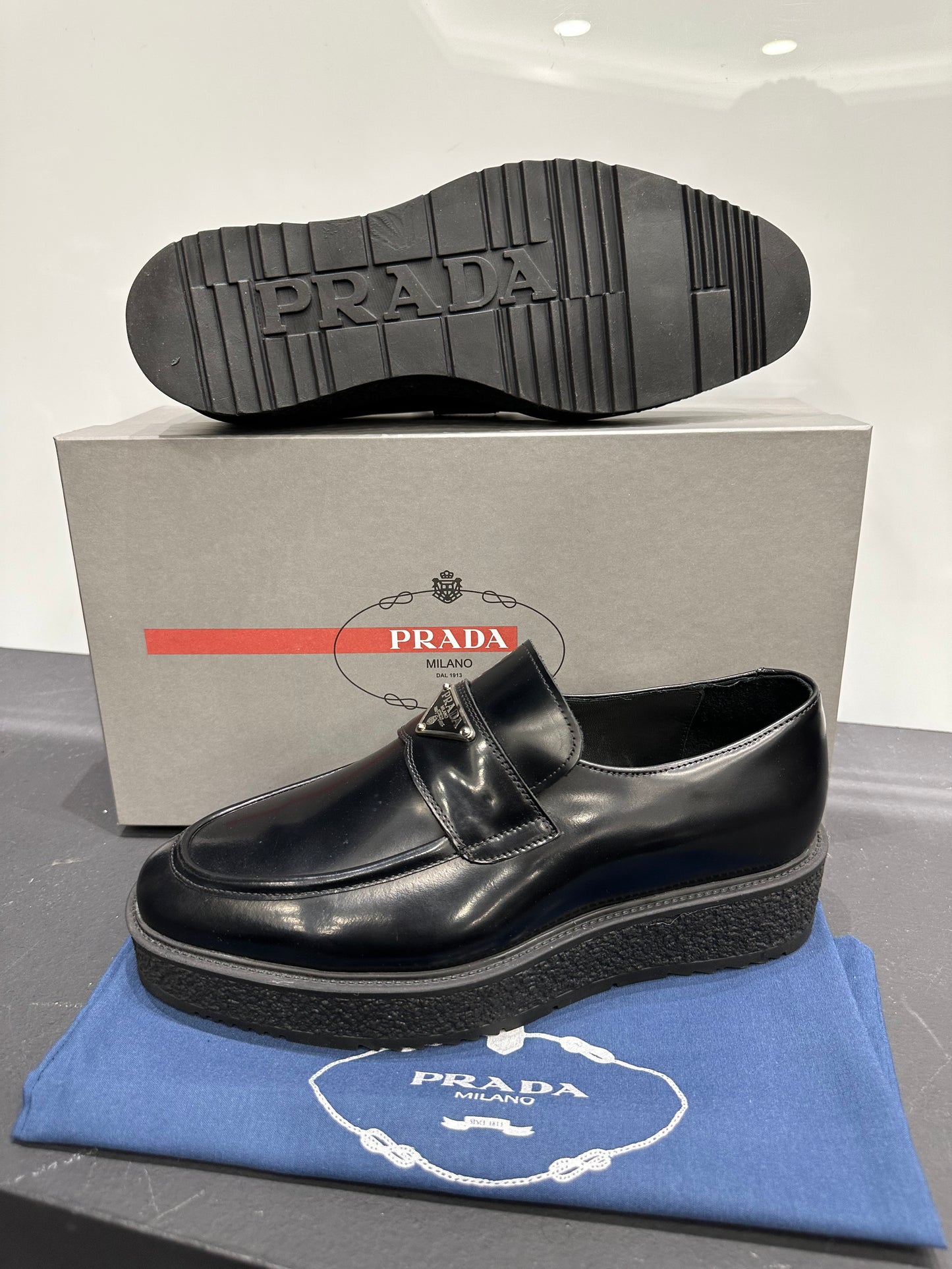 Υποδήματα Prada 1610