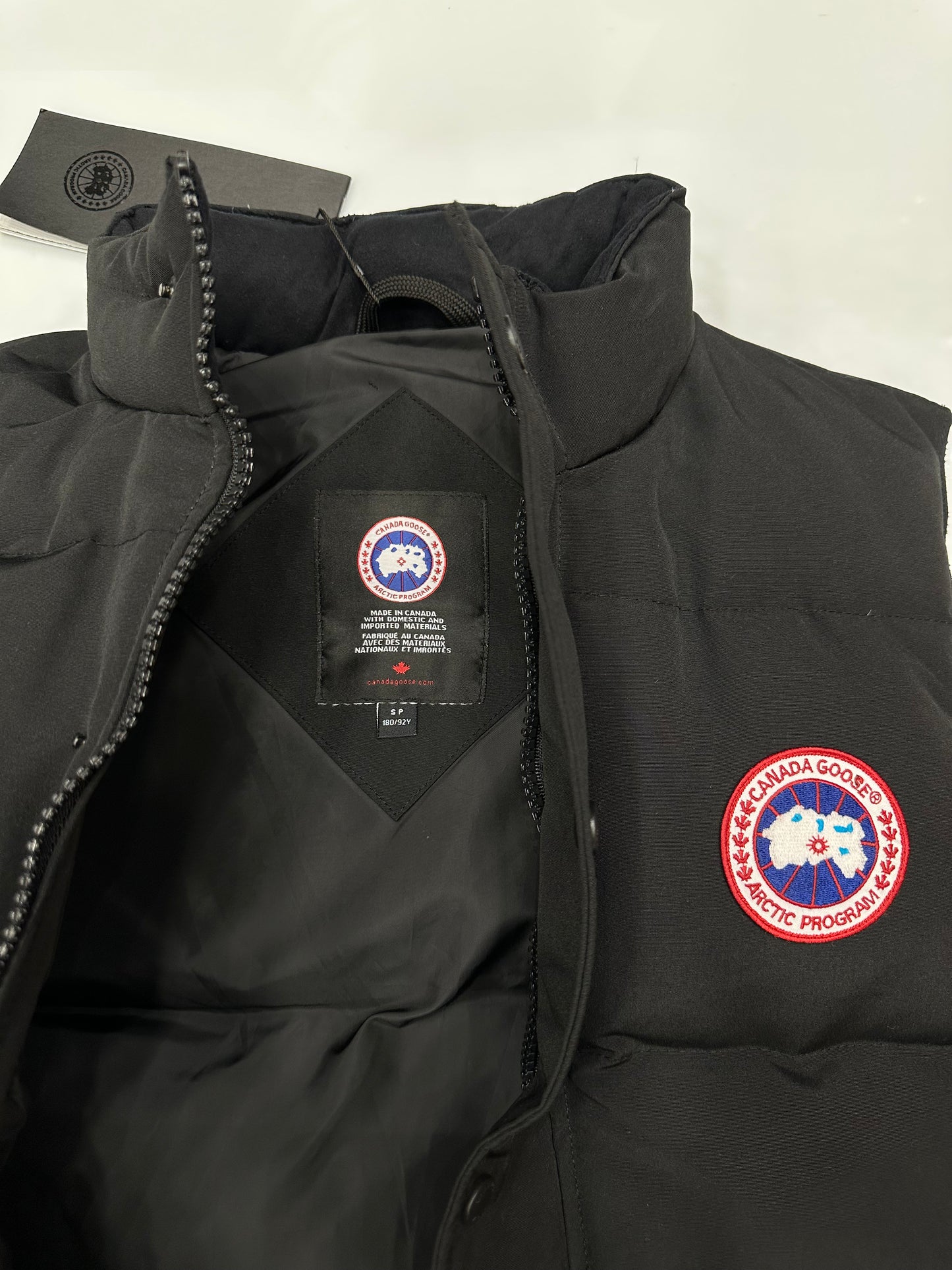 Αμάνικο Γιλέκο Canada Goose 3001