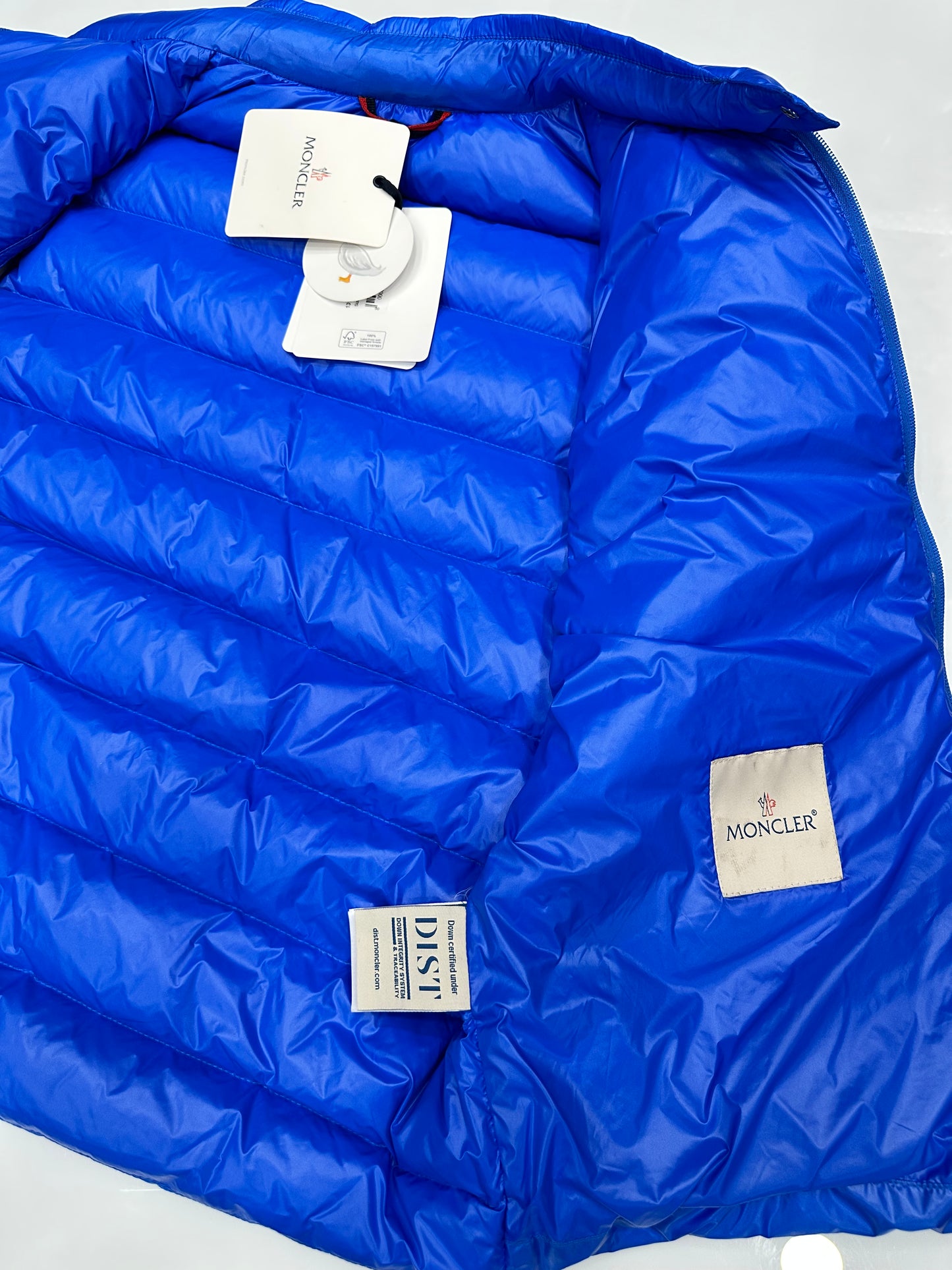 Αμάνικο Γιλέκο Moncler 3004